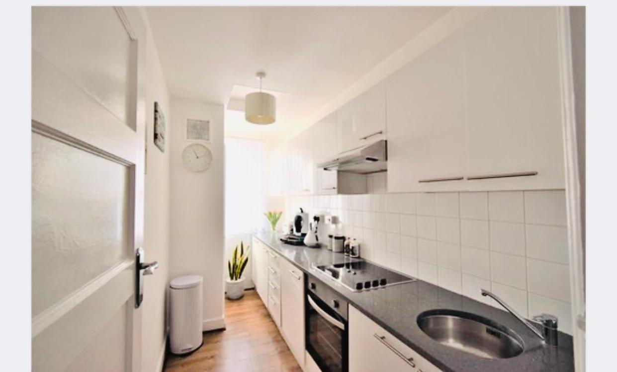 ロンドンSuper Location 1Min From Metro 10Min From Camdenアパートメント エクステリア 写真