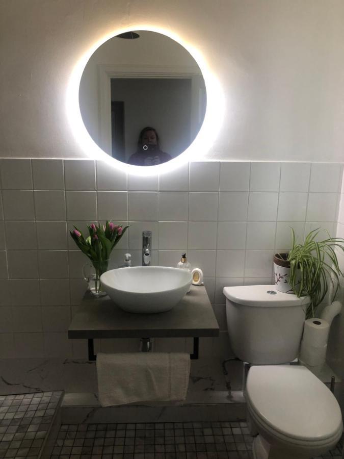 ロンドンSuper Location 1Min From Metro 10Min From Camdenアパートメント エクステリア 写真